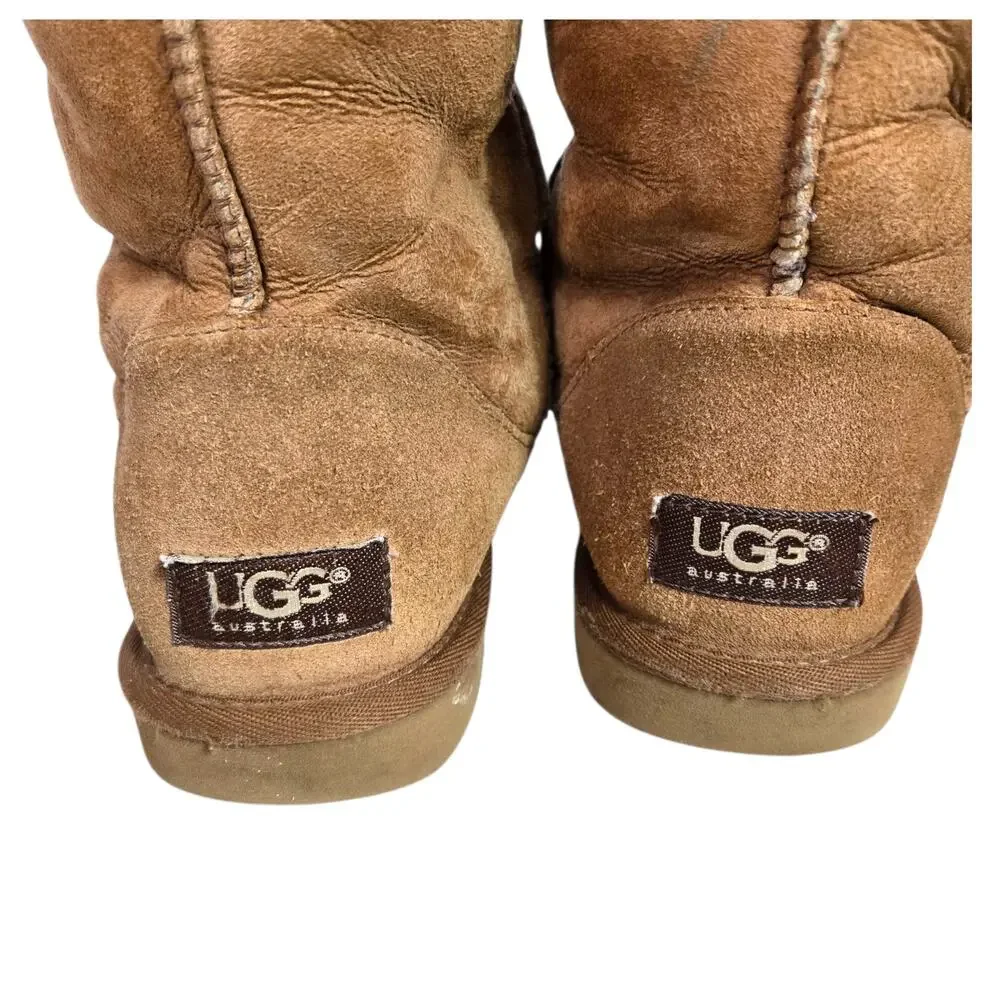 UGG leather style inside